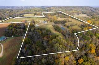 MLS# 2865283 - 1344 Redbud Ln in Na in Columbia Tennessee 38401