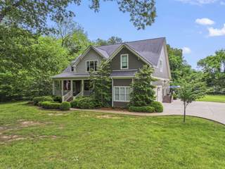 MLS# 2865886 - 140 Blackberry Ln in Compton Glen in Murfreesboro Tennessee 37130