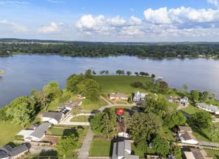 MLS# 2865989 - 102 Imperial Pt in Imperial Point Sub in Hendersonville Tennessee 37075