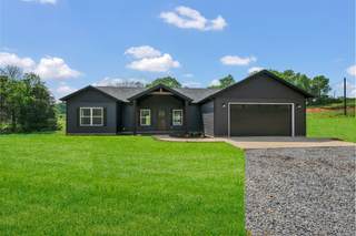 MLS# 2867057 - 1231 Rock Church Rd in Mary Elizabeth Miller Estate Subdivision in Dickson Tennessee 37055
