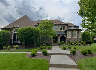 MLS# 2867580 - 221 Ennismore Ln in Annandale Sec 5 in Brentwood Tennessee 37027