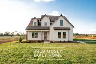 MLS# 2871699 - 5520 Sinclair St in The Maples in Murfreesboro Tennessee 37127