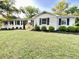 MLS# 2882219 - 901 Plateau Pkwy in West Meade Hills in Nashville Tennessee 37205
