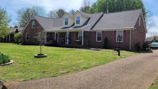 MLS# 2883107 - 1915 Wiltshire Dr in Riverview Park Sec 14 in Murfreesboro Tennessee 37129