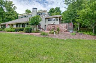 MLS# 2883384 - 8866 Highway 100 in Craddock in Nashville Tennessee 37221