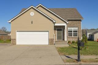 MLS# 2883657 - 405 W Winterberry Trl in Holly Tree Phase 3 in White House Tennessee 37188
