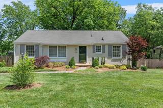 MLS# 2883824 - 724 Kendall Dr in Brookside Courts in Nashville Tennessee 37209