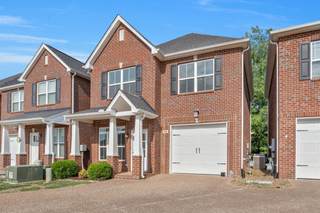 MLS# 2886030 - 702 Indian Ridge Cir in The Villages Of Indian Ridge Ph3 Sec 3 in White House Tennessee 37188