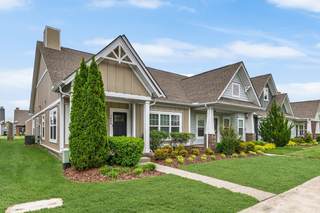 MLS# 2886439 - 2044 Mainstream Dr in Waters Edge Sec1 in Franklin Tennessee 37064