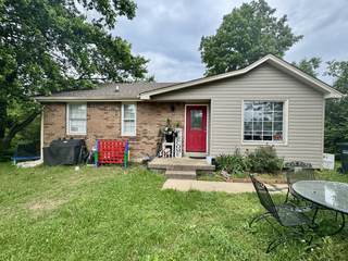 MLS# 2887240 - 407 Marshall Stuart Dr in Schrader Hgts Section 2 in Dickson Tennessee 37055