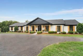 MLS# 2887953 - 106 Steeplechase Ln in Steeplechase Sec 2 in Nashville Tennessee 37221