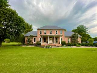 MLS# 2888057 - 2305 Black Fox Ct in Windsong Farms Sec 3 Phs 2 in Murfreesboro Tennessee 37127