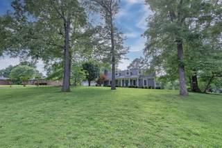 MLS# 2888725 - 301 Mosley Dr in STONEGATE in Springfield Tennessee 37172