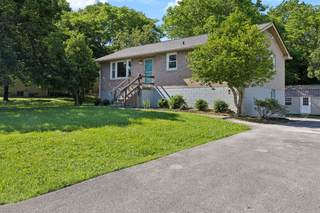 MLS# 2890199 - 221 Cedar Creek Dr in Paradise Acres Sec 4 in Mount Juliet Tennessee 37122