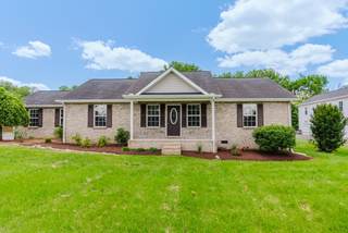 MLS# 2890720 - 1078 Pinnacle Way in Pinnacle Farms Ph 2 in Castalian Springs Tennessee 37031