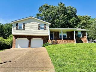 MLS# 2891549 - 2432 Ponderosa Way in Pebble Creek in Antioch Tennessee 37013