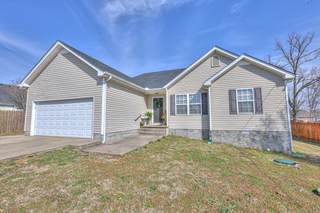 MLS# 2897626 - 1108 Maxfli Dr in Foxfire Meadows Sec 9 in Murfreesboro Tennessee 37129