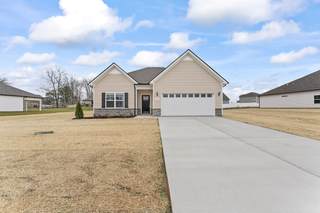 MLS# 2897811 - 1129 Bluecreek Circle in Creeksbend in Murfreesboro Tennessee 37129