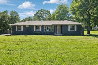 MLS# 2898246 - 4004 Ridgemont Dr in Bellshire Estates in Nashville Tennessee 37207