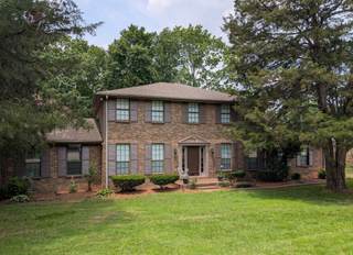 MLS# 2904564 - 336 Clearlake Dr W in Priest Lake Park in Nashville Tennessee 37217