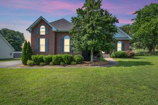 MLS# 2905266 - 111 Cascade Ln in Willow Creek Sec 1 in Goodlettsville Tennessee 37072