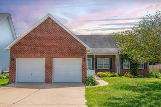 MLS# 2905561 - 1905 Bugle Ct in Chapmans Retreat Ph 1 in Spring Hill Tennessee 37174