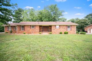 MLS# 2905781 - 2715 Clearview Ct in Palmer Hts Sec 7 in Murfreesboro Tennessee 37129