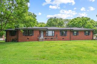 MLS# 2913813 - 3240 Knobview Dr in Nob Hill-Donelson in Nashville Tennessee 37214