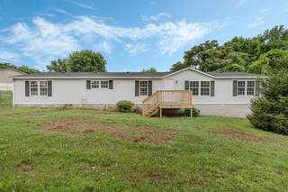 MLS# 2914122 - 125 Crestview Dr in Grassland Downs 1 in Mount Juliet Tennessee 37122