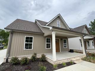 MLS# 2914939 - 696 Castle Heights Ave in NA in Lebanon Tennessee 37087