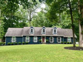 MLS# 2915258 - 187 Hidden Lake Rd in Cherokee Woods Sec 1 in Hendersonville Tennessee 37075