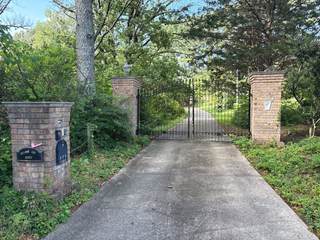 MLS# 2918135 - 651 Old Lebanon Dirt Rd in Hermitage in Hermitage Tennessee 37076