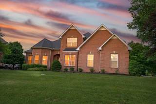 MLS# 2918136 - 104 Steelson Ct in Royal Glen Sec 5 in Murfreesboro Tennessee 37128