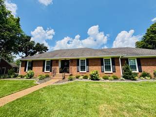 MLS# 2923264 - 3011 Regency Park Dr in Regency Park Sec 7 in Murfreesboro Tennessee 37129