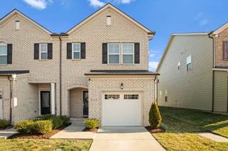 MLS# 2923853 - 512 Medwyk Dr in Townhomes At River Oaks in Lebanon Tennessee 37090