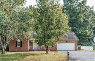MLS# 2924631 - 1015 Summer Ln in Autumn Woods Phase 3 in Pleasant View Tennessee 37146