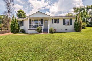 MLS# 2927725 - 3049 Edgemont Dr in Stanford Country Club Estates in Nashville Tennessee 37214