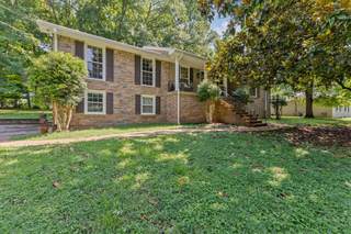 MLS# 2936602 - 107 Bayview Dr in Cherokee Woods Sec 1 in Hendersonville Tennessee 37075