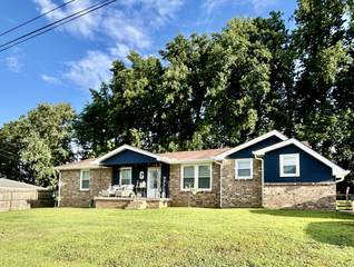 MLS# 2938789 - 220 Bass Dr in Royal Oaks 3 in Mount Juliet Tennessee 37122