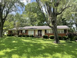 MLS# 2940800 - 508 S Pawnee Dr in Indian Hills Ext in Springfield Tennessee 37172