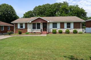 MLS# 2941055 - 518 American Rd in Charlotte Park in Nashville Tennessee 37209