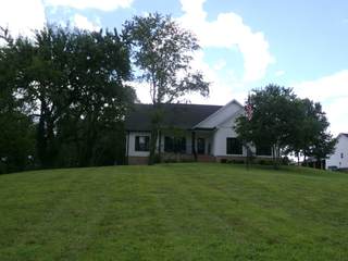 MLS# 2941121 - 792 Greenfield Ln in Pinnacle Farms in Castalian Springs Tennessee 37031