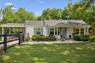 MLS# 2941138 - 813 Lonnie St in Columbia in Columbia Tennessee 38401