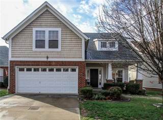 MLS# 2941686 - 6832 Bridgewater Dr in Riverwalk in Nashville Tennessee 37221