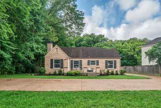 MLS# 2941801 - 911 Woodmont Blvd in Marengo Park Woodmont in Nashville Tennessee 37204