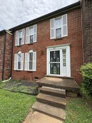 MLS# 2941835 - 443 Huntington Ridge Dr in Huntington Ridge in Nashville Tennessee 37211