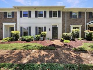 MLS# 2942274 - 1002 E Northfield Blvd Apt, Unit H104 in Forest Oaks in Murfreesboro Tennessee 37130