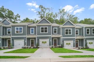 MLS# 2942364 - 109 Ironhorse Way in Ironhorse in Dickson Tennessee 37055