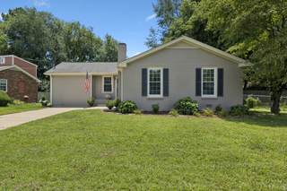 MLS# 2942694 - 302 Patrick Ave in Idlewood Sec 1 in Franklin Tennessee 37064
