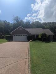 MLS# 2942947 - 404 Spring Hill Dr in Hunters Point Sec 8 in Smyrna Tennessee 37167